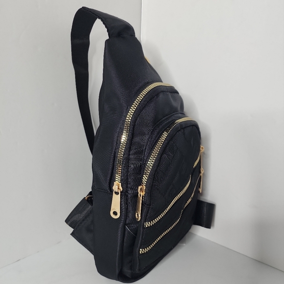 Stylish Black Women's Multi Compartment Quilted Sling Crossbody Bag - Picture 2 of 7